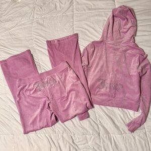 NWT Juicy Couture Velour Bling Tracksuit in Dewberry Pink. Size Large (L)
